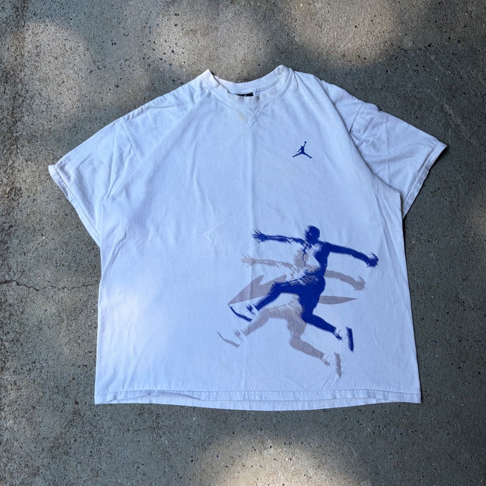 Vintage Jordan Brand White Graphic Jumpman T-Shirt XL Blue 23 Logo Basketball